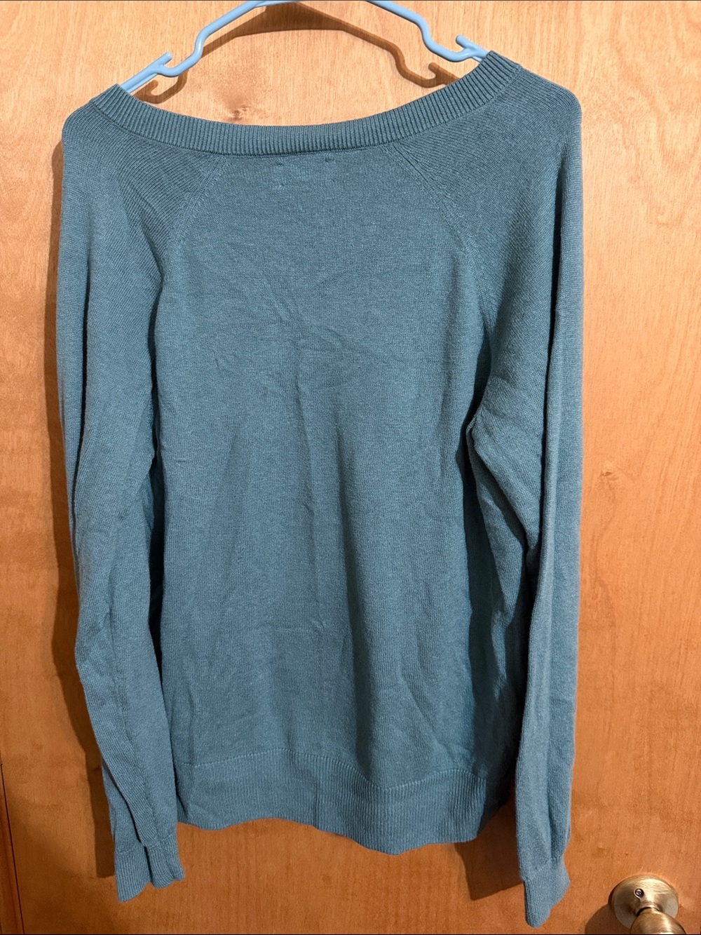Lucky Brand Teal Green V-Neck Sweater Size Medium lightweight - Picture 5 of 5